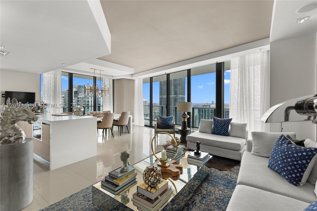 1300 S Miami Ave 4101, Miami, FL 33130