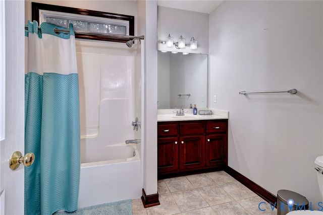 4962 Dorrell Rd, Aylett, VA 23009