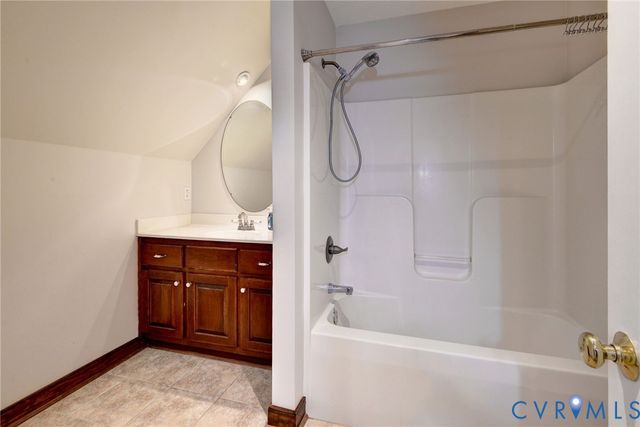 4962 Dorrell Rd, Aylett, VA 23009