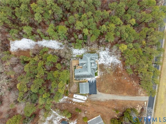 4962 Dorrell Rd, Aylett, VA 23009