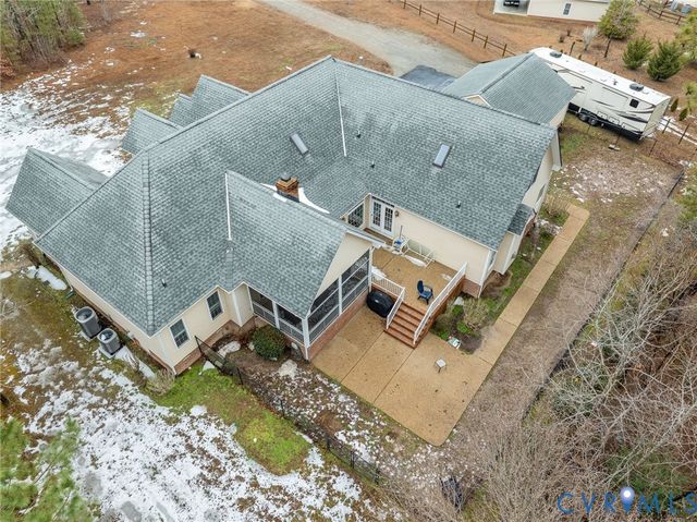 4962 Dorrell Rd, Aylett, VA 23009