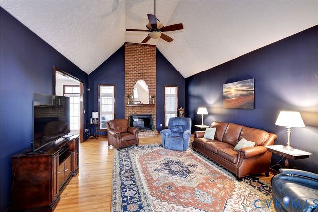 4962 Dorrell Rd, Aylett, VA 23009