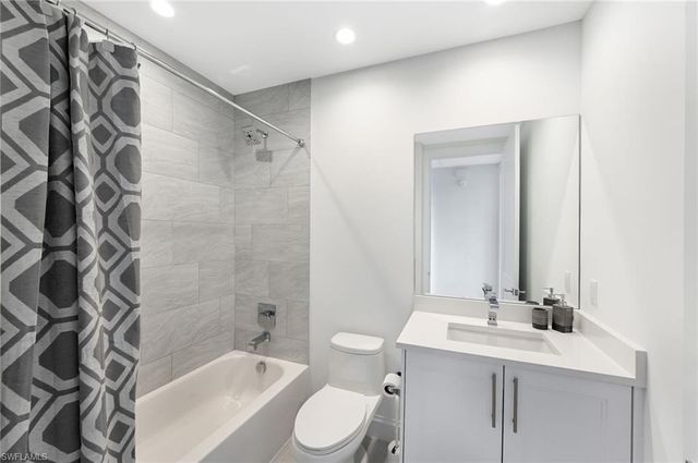 1111 Central 417A, Naples, FL 34102