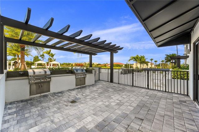 1111 Central 417A, Naples, FL 34102