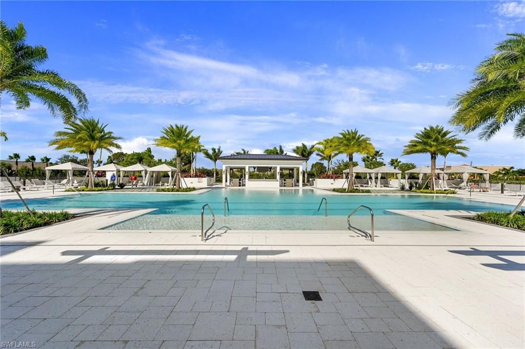 1111 Central 417A, Naples, FL 34102