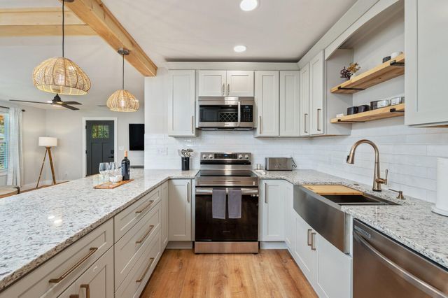 342 SE Hollywood Boulevard, Fort Walton Beach, FL 32548