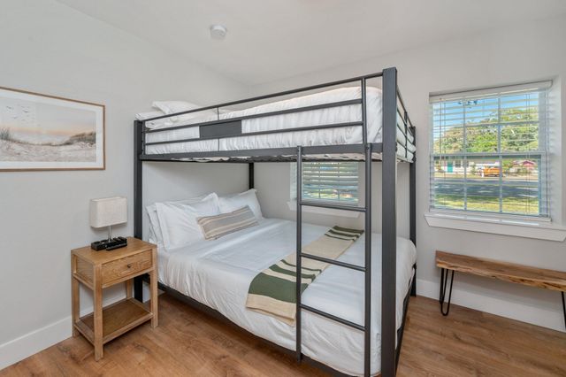 342 SE Hollywood Boulevard, Fort Walton Beach, FL 32548