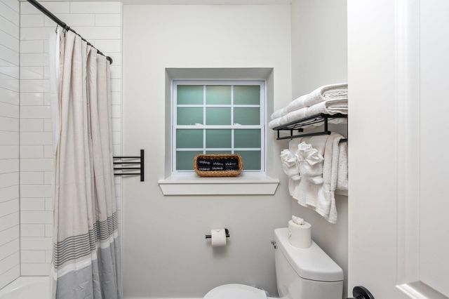 342 SE Hollywood Boulevard, Fort Walton Beach, FL 32548