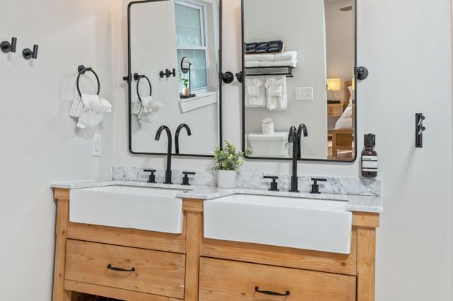 342 SE Hollywood Boulevard, Fort Walton Beach, FL 32548