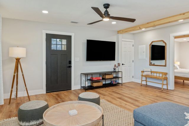 342 SE Hollywood Boulevard, Fort Walton Beach, FL 32548