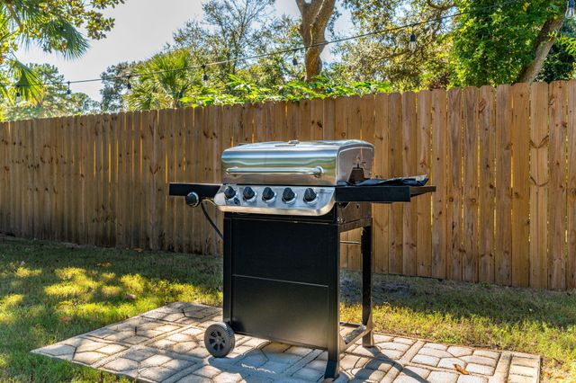 342 SE Hollywood Boulevard, Fort Walton Beach, FL 32548