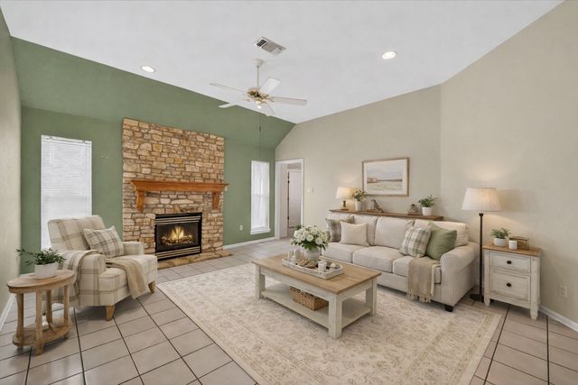 2409 Longhorn Trail, Crowley, TX 76036