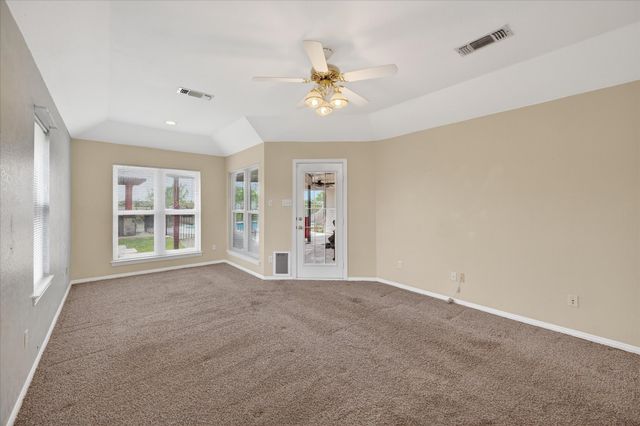 2409 Longhorn Trail, Crowley, TX 76036