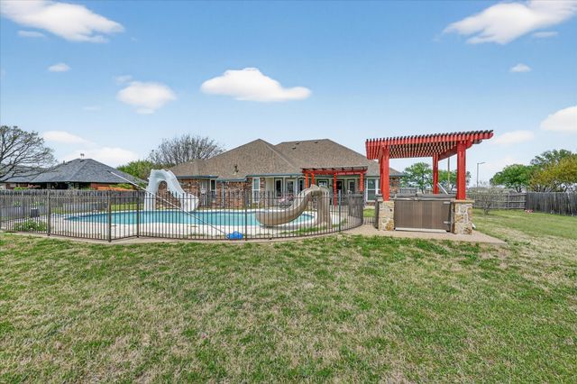 2409 Longhorn Trail, Crowley, TX 76036