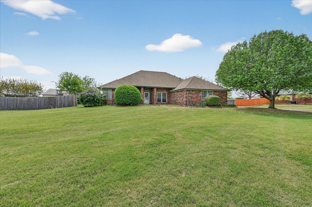 2409 Longhorn Trail, Crowley, TX 76036