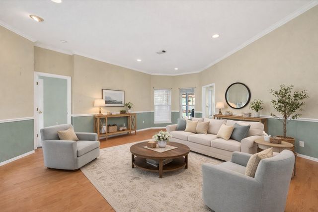 2409 Longhorn Trail, Crowley, TX 76036