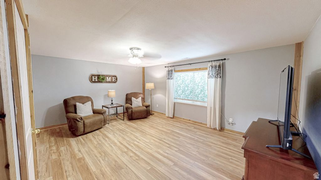 Image 15 of property listing at 1288 E 420 S, Payson, UT 84651