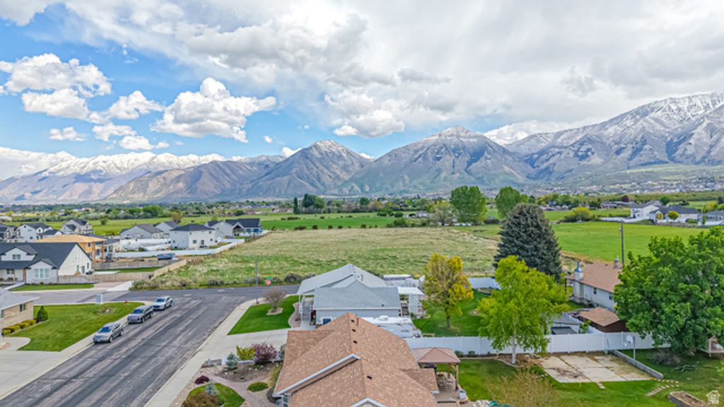 Image 30 of property listing at 1288 E 420 S, Payson, UT 84651