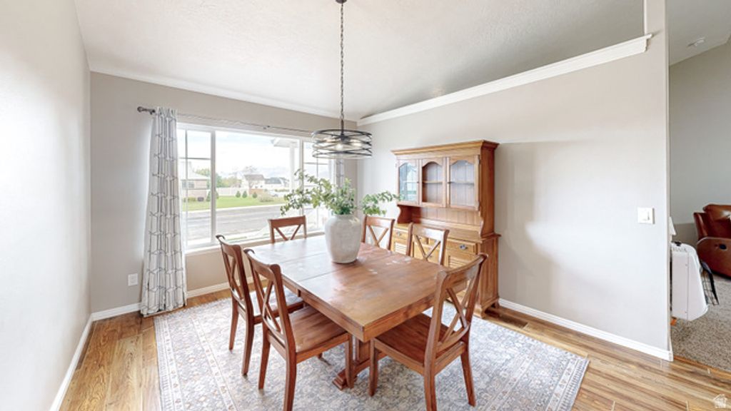 Image 4 of property listing at 1288 E 420 S, Payson, UT 84651
