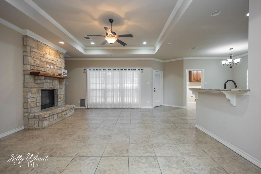 Image 3 of property listing at 4129 Autumnwood Trail, San Angelo, TX 76904