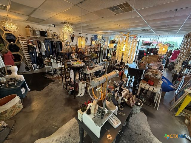 586 E Central Texas Expressway, Harker Heights, TX 76548