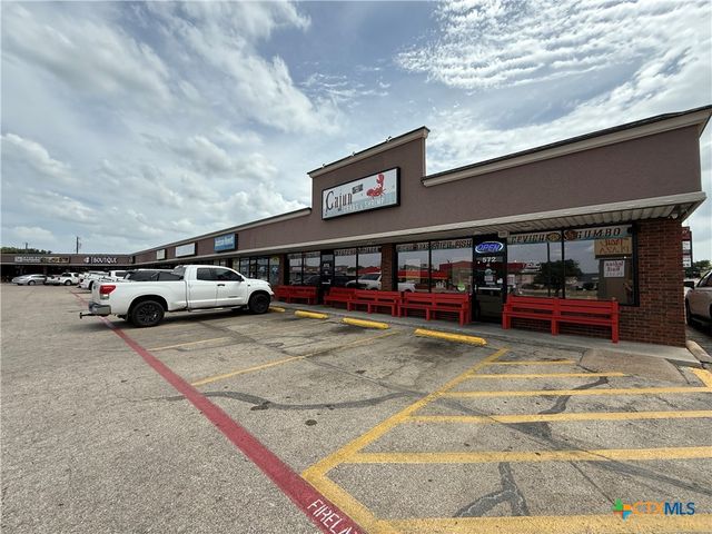 586 E Central Texas Expressway, Harker Heights, TX 76548