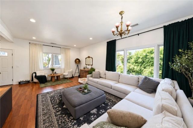 435 W 2nd, San Dimas, CA 91773