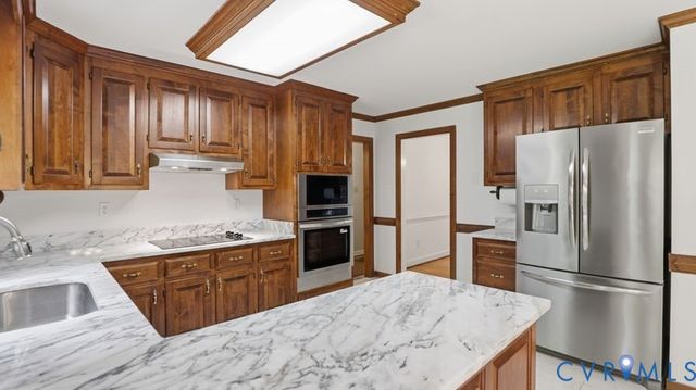 8407 Knollwood Ct, Mechanicsville, VA 23116
