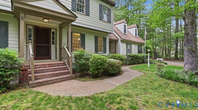 8407 Knollwood Ct, Mechanicsville, VA 23116