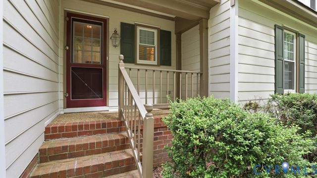8407 Knollwood Ct, Mechanicsville, VA 23116