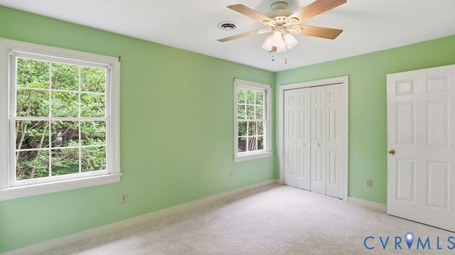 8407 Knollwood Ct, Mechanicsville, VA 23116