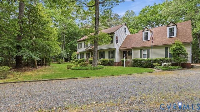 8407 Knollwood Ct, Mechanicsville, VA 23116
