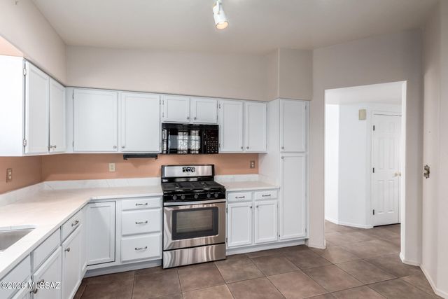 3751 N Avenida Flamante, Tucson, AZ 85716