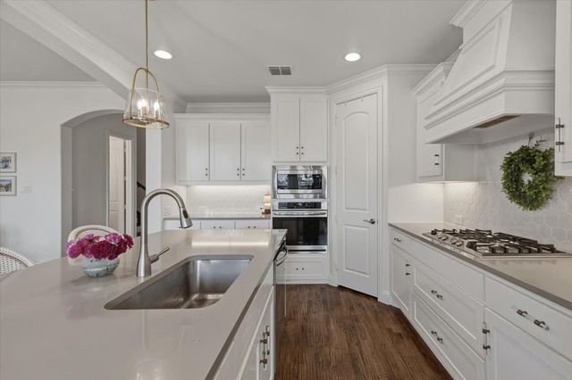 513 Point Vista Drive, Aledo, TX 76008