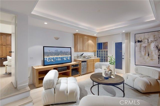 3024 Breakers Drive, Corona Del Mar (newport Beach), CA 92625