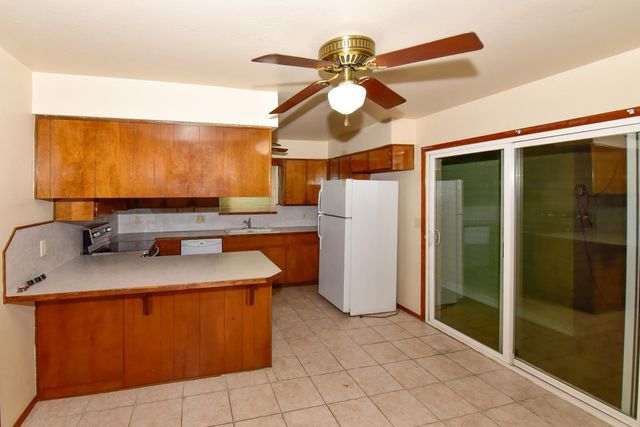 439 E Brown Road, Mesa, AZ 85203