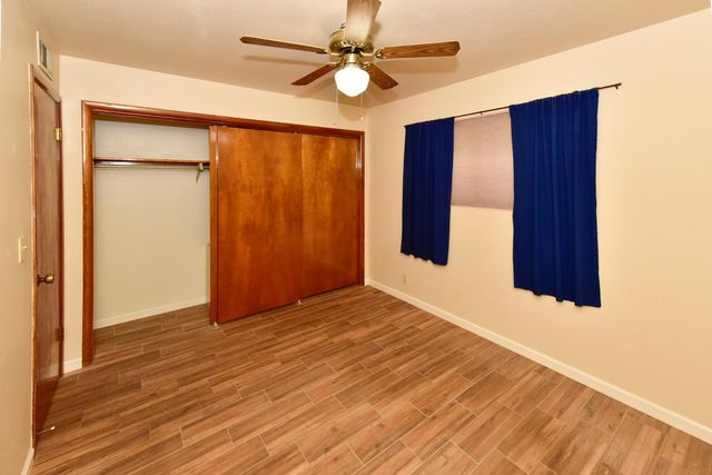 439 E Brown Road, Mesa, AZ 85203