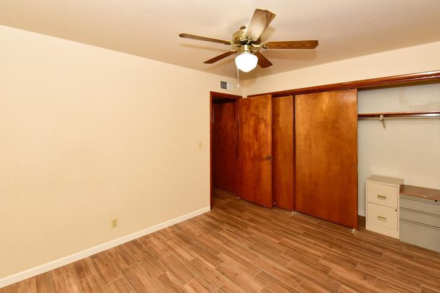 439 E Brown Road, Mesa, AZ 85203