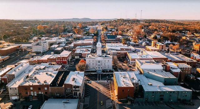 1119 High St, S, Columbia, TN 38401