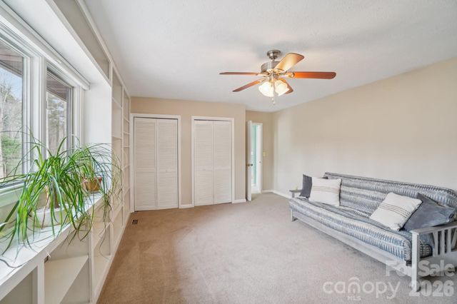 623 Owensby Road, Hendersonville, NC 28792