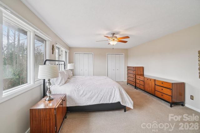 623 Owensby Road, Hendersonville, NC 28792