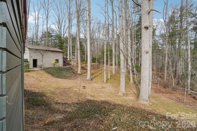 623 Owensby Road, Hendersonville, NC 28792