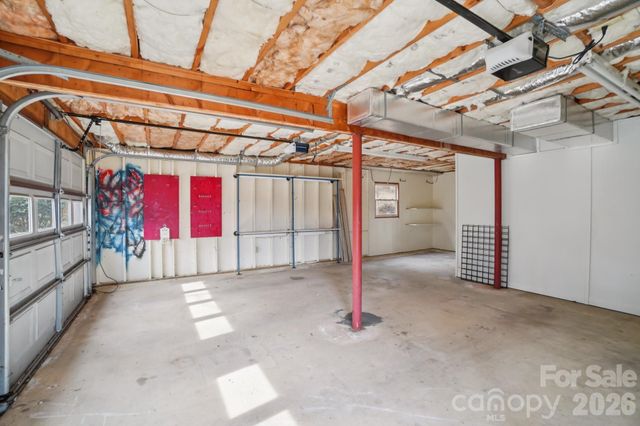 623 Owensby Road, Hendersonville, NC 28792