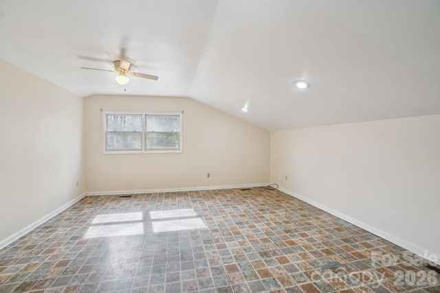 623 Owensby Road, Hendersonville, NC 28792