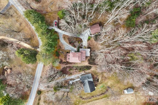 623 Owensby Road, Hendersonville, NC 28792