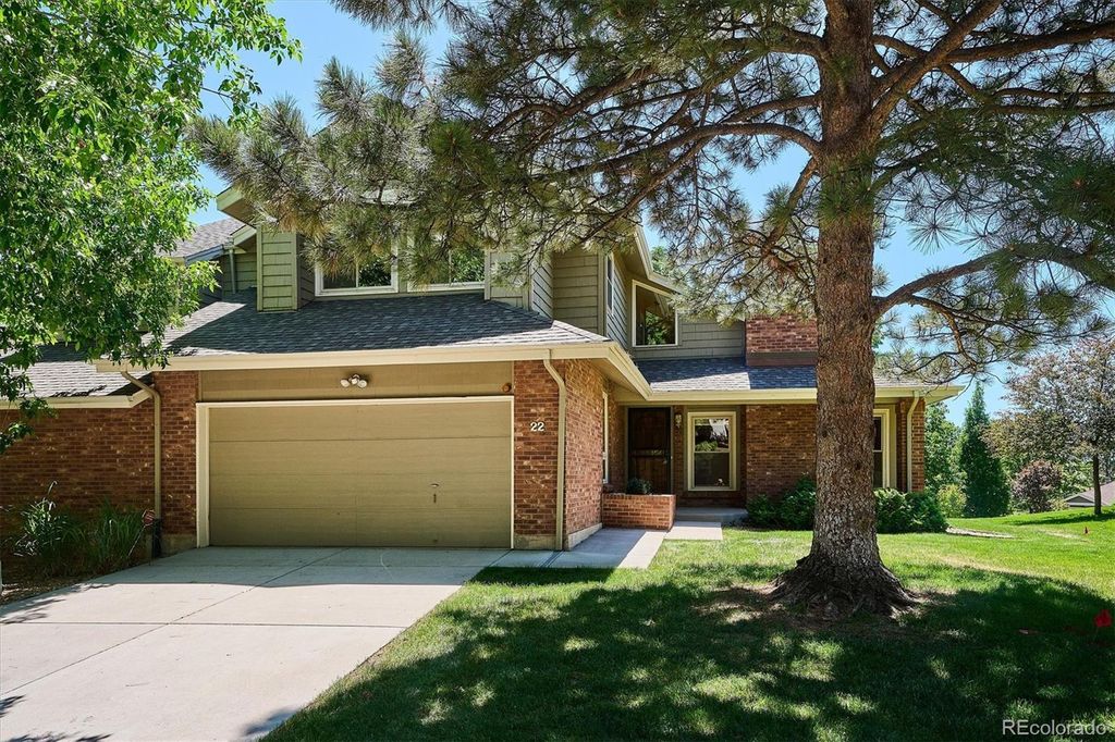 22 Pinyon Pine Road, Littleton, CO 80127