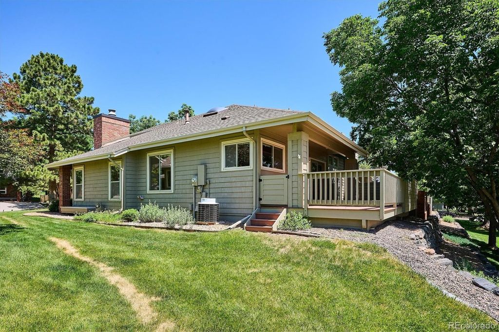 Image 36 of property listing at 22 Pinyon Pine Road, Littleton, CO 80127