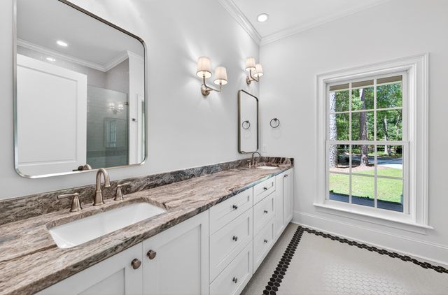 62 Makepeace Pl., Pawleys Island, SC 29585