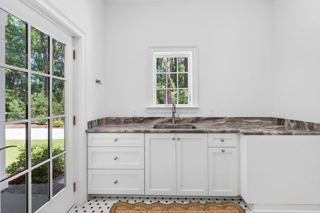 62 Makepeace Pl., Pawleys Island, SC 29585