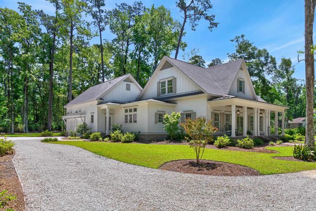 62 Makepeace Pl., Pawleys Island, SC 29585